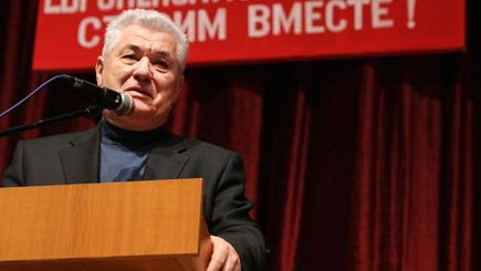 Коммунисты ежемесячно получают зарплаты, несмотря на заявления о нелегитимности парламента