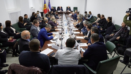 Прозаседавшиеся