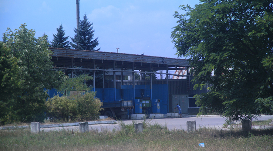 Монополист добивает конкурентов, а мы дышим дерьмом