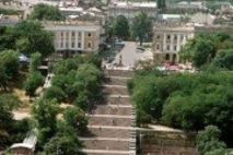 Нам будет легко убивать русских, а русским - нас!