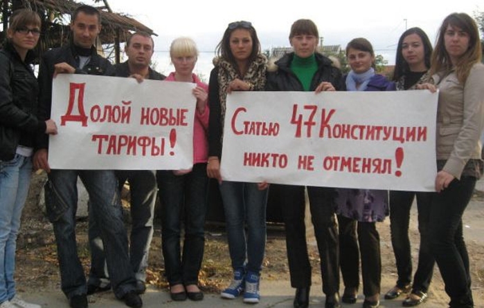 Молодежь Гагаузии подарила Правительству Республики Молдова буржуйку