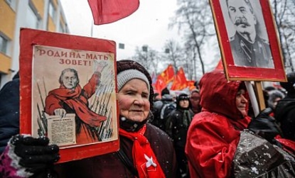25% россиян оправдывают сталинские репрессии - соцопрос
