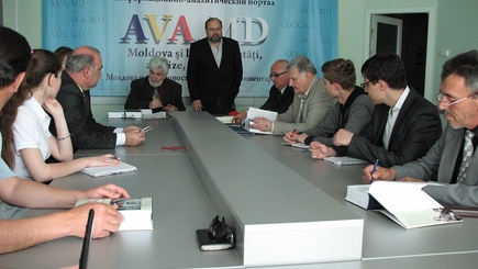 Презентация книги Первого Президента РМ М.Снегура и политолога Э.Волкова “Mircea Snegur – Эдуард Волков: ОТКРОВЕННЫЕ ДИАЛОГИ “