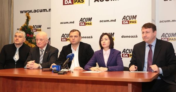 Позиция блока АКУМ: Майя Санду - премьер, а Додон не вмешивается в правление