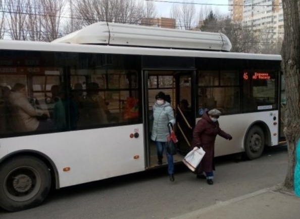 Общественный транспорт снова становится платным