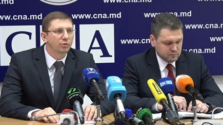 Детали обысков в ASEM: Задержаны 6 преподавателей, под подозрением — 60 человек