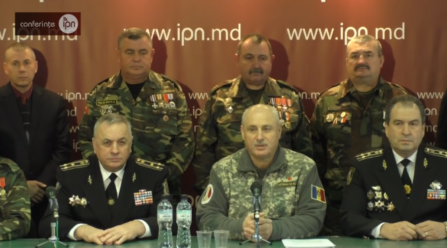Ассоциация ветеранов Credinţă Patriei призвала лидеров правой оппозиции признать связи с фондом