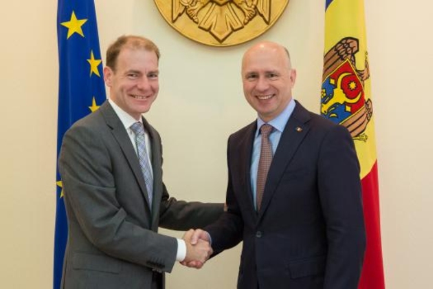 С кем МВФ будет пить на брудершафт?