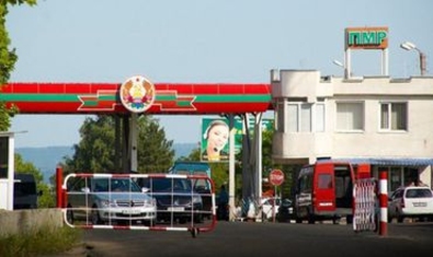 Тирасполь попросил Кишинев отменить запрет на выезд за границу машин с приднестровскими номерами
