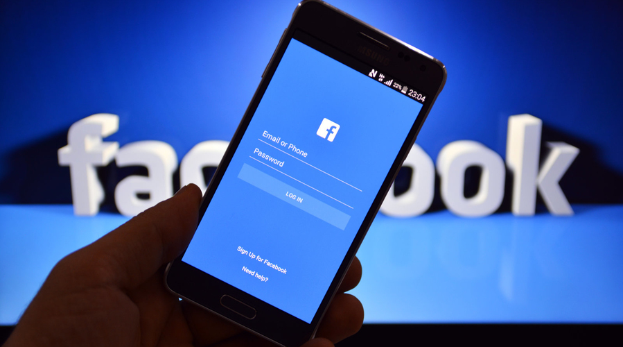Роскомнадзор пригрозил заблокировать Facebook