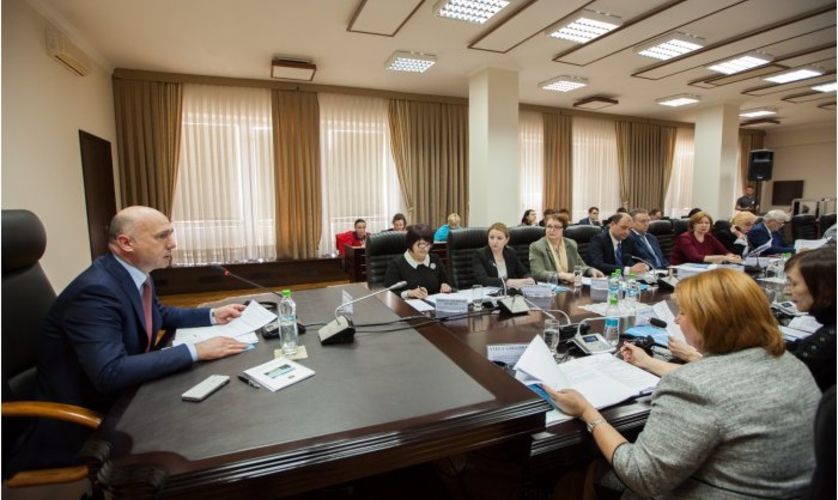 Правительство предложило новые меры и решения в области безопасности и защиты детей