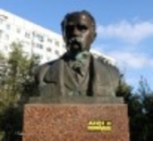 В Бельцах осквернили памятник Тарасу Шевченко