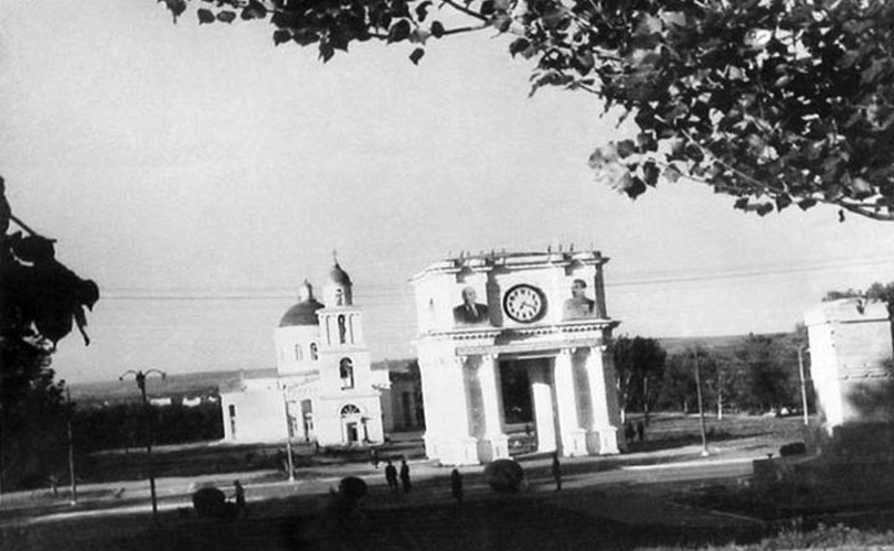 Обвинит ли прокуратура Марка Ткачука в сносе колокольни в Соборном парке?